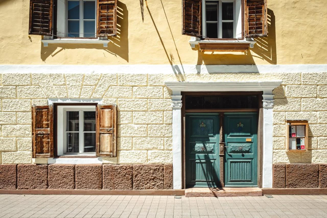 Der Steinerwirt - Hangout & Hotel Lofer Exterior photo