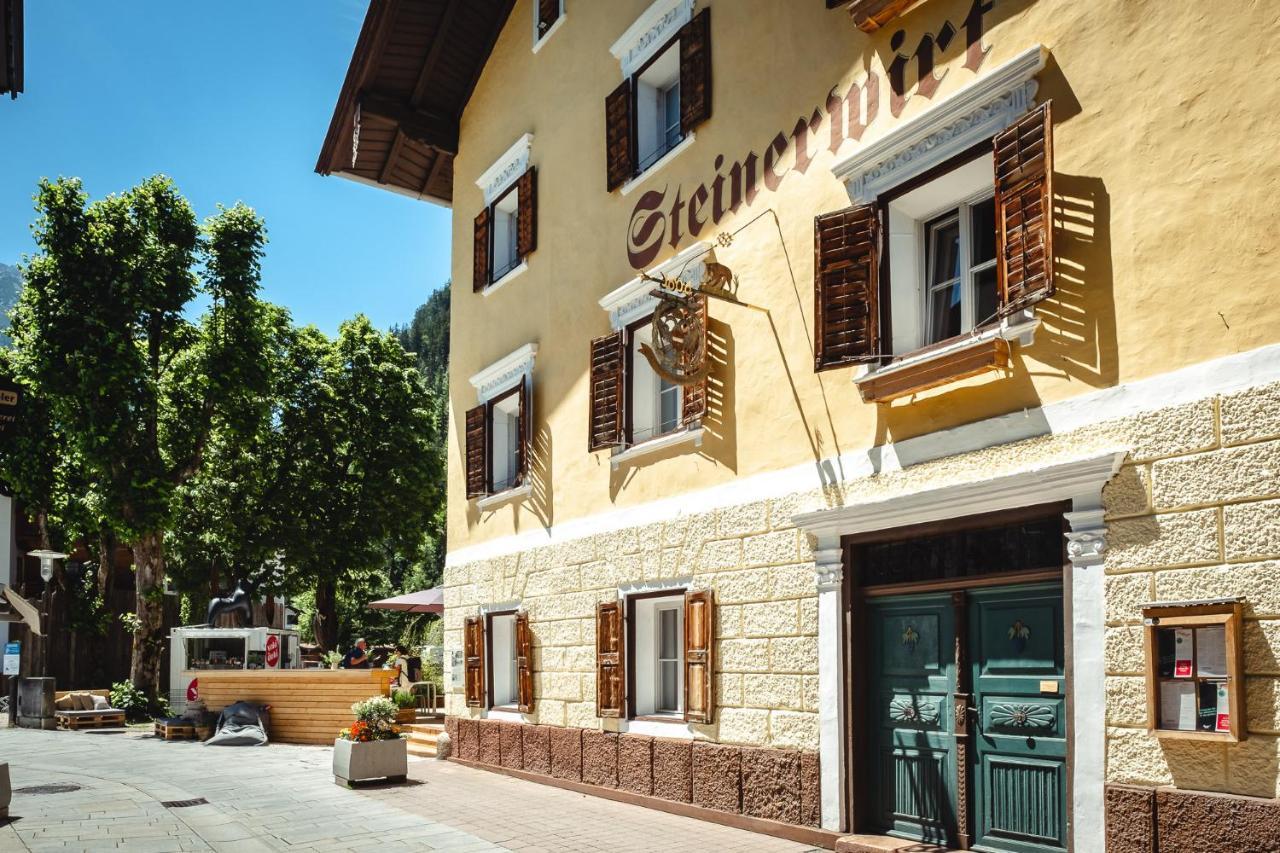 Der Steinerwirt - Hangout & Hotel Lofer Exterior photo